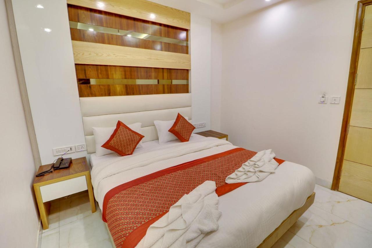 Hotel York Legacy Neu-Delhi Exterior foto