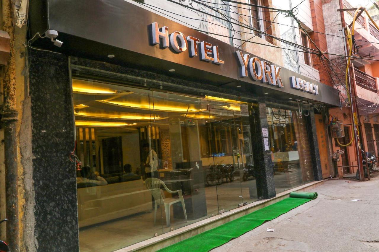 Hotel York Legacy Neu-Delhi Exterior foto
